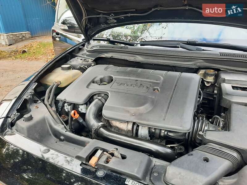 Універсал Volvo V50 2010 в Полтаві