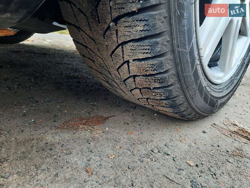 Універсал Volvo V50 2010 в Полтаві