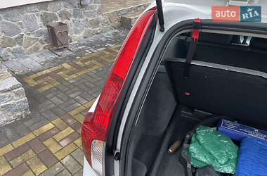 Універсал Volvo V50 2010 в  фото 35 Універсал Volvo V50 2010 в