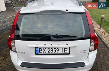 Універсал Volvo V50 2010 в  фото 37 Універсал Volvo V50 2010 в