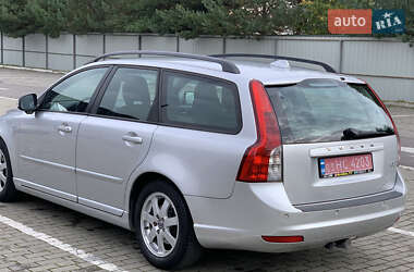 Универсал Volvo V50 2010 в 