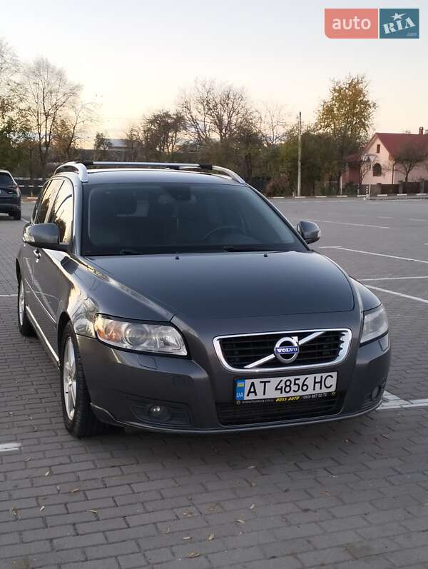 Універсал Volvo V50 2010 в Коломиї