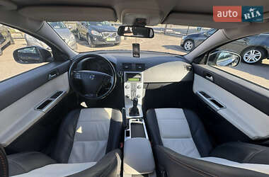 Універсал Volvo V50 2010 в  фото 32 Універсал Volvo V50 2010 в