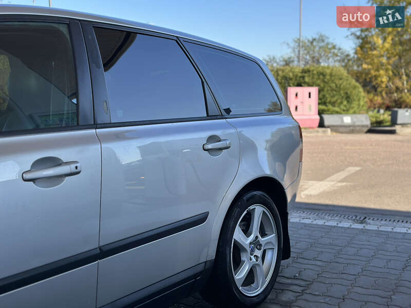 Универсал Volvo V50 2004 в Дрогобыче