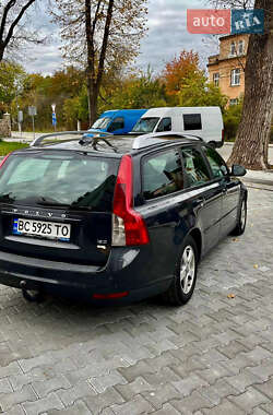 Универсал Volvo V50 2009 в 