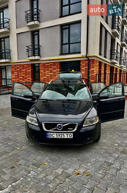 Универсал Volvo V50 2009 в 