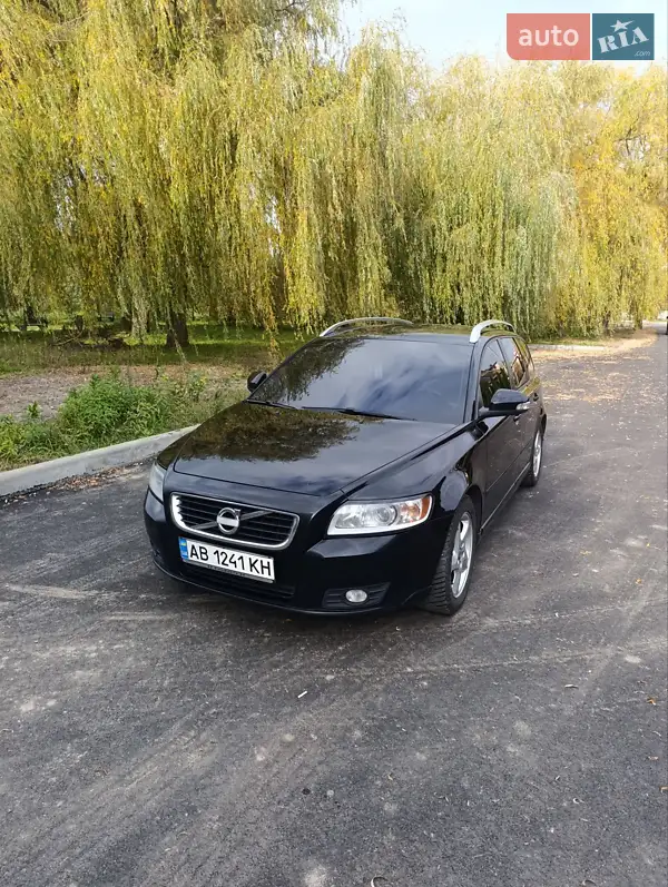 Volvo V50 2011