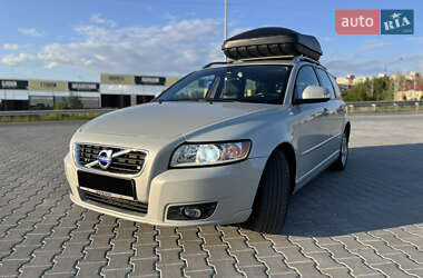 Универсал Volvo V50 2012 в 