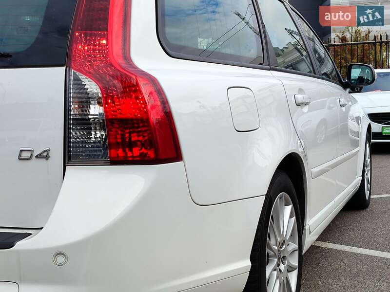 Універсал Volvo V50 2011 в Києві
