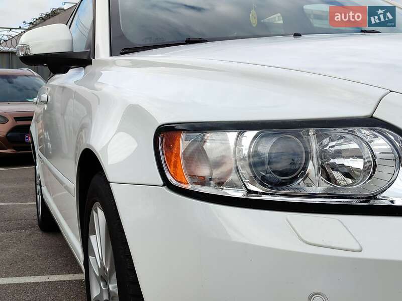 Універсал Volvo V50 2011 в Києві