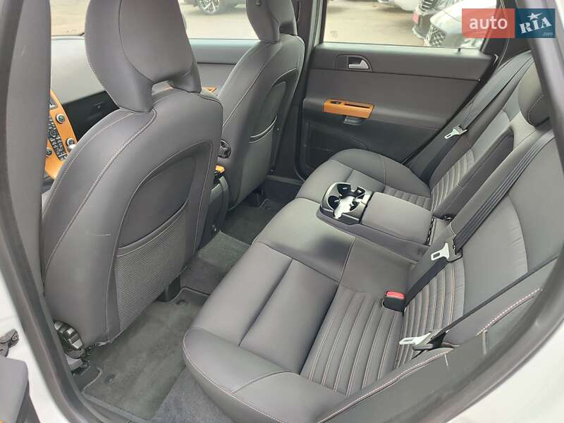 Універсал Volvo V50 2011 в Києві