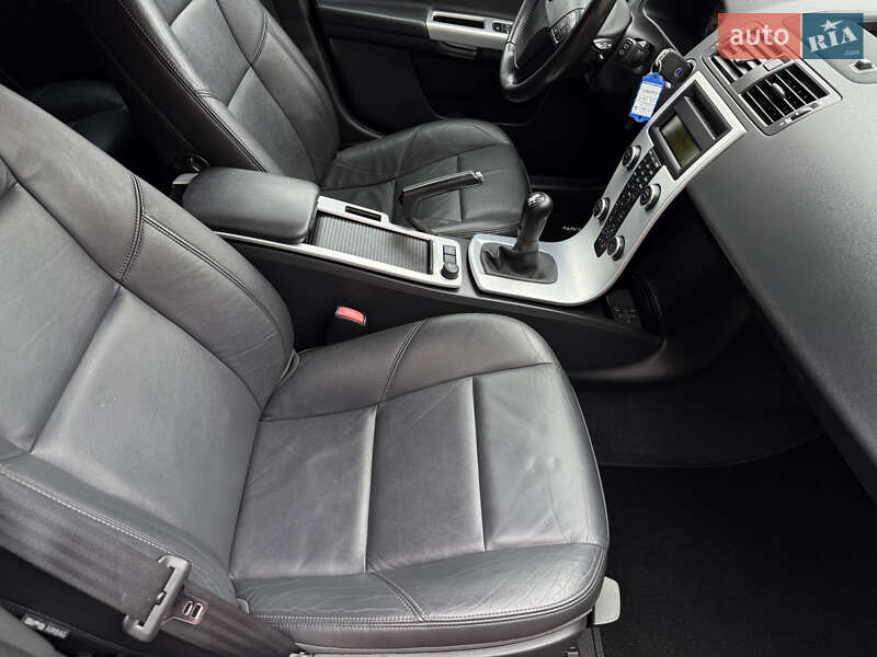 Универсал Volvo V50 2012 в Стрые фото 85 Универсал Volvo V50 2012 в Стрые