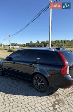 Универсал Volvo V50 2012 в 