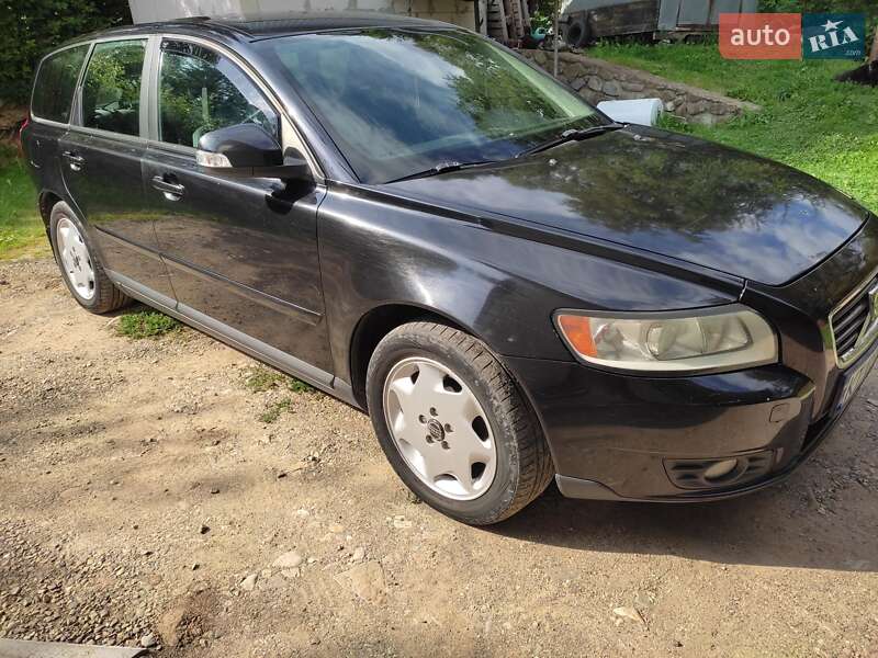 Универсал Volvo V50 2009 в Косове фото 11 Универсал Volvo V50 2009 в Косове