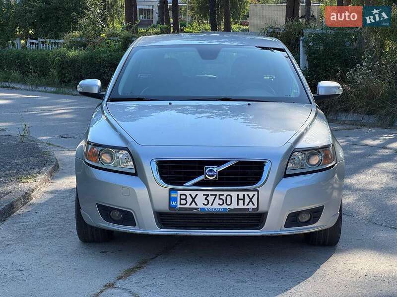 Універсал Volvo V50 2009 в Славуті