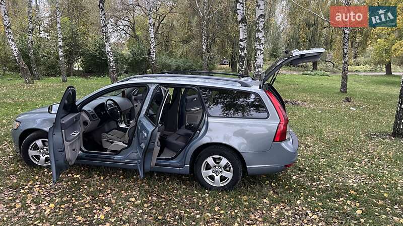 Универсал Volvo V50 2009 в Белой Церкви