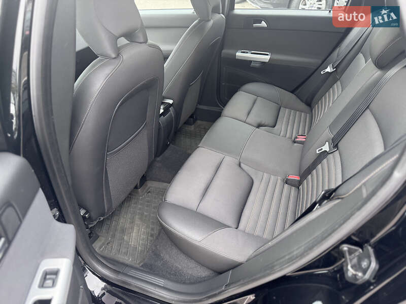 Универсал Volvo V50 2012 в Киеве фото 29 Универсал Volvo V50 2012 в Киеве