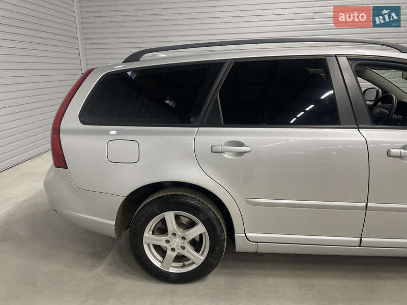 Универсал Volvo V50 2010 в Стрые фото 16 Универсал Volvo V50 2010 в Стрые