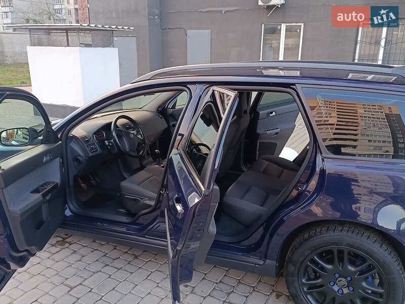 Універсал Volvo V50 2007 в Харкові