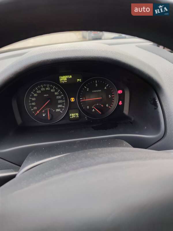 Универсал Volvo V50 2011 в Луцке фото 38 Универсал Volvo V50 2011 в Луцке