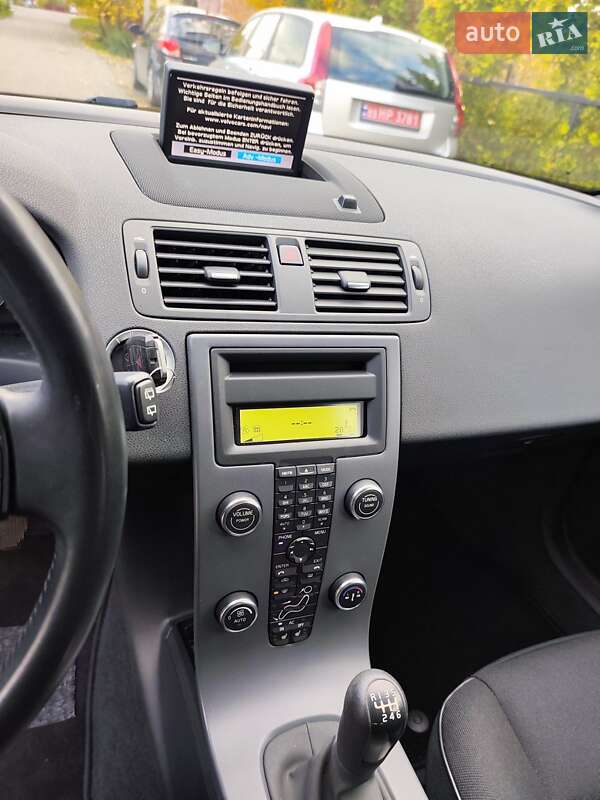 Универсал Volvo V50 2011 в Луцке фото 43 Универсал Volvo V50 2011 в Луцке