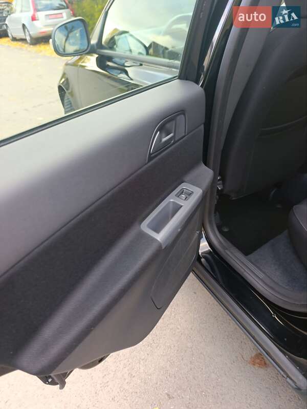 Универсал Volvo V50 2011 в Луцке фото 64 Универсал Volvo V50 2011 в Луцке