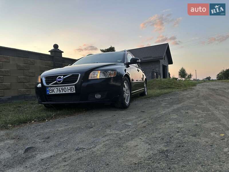 Универсал Volvo V50 2011 в Костополе фото 10 Универсал Volvo V50 2011 в Костополе