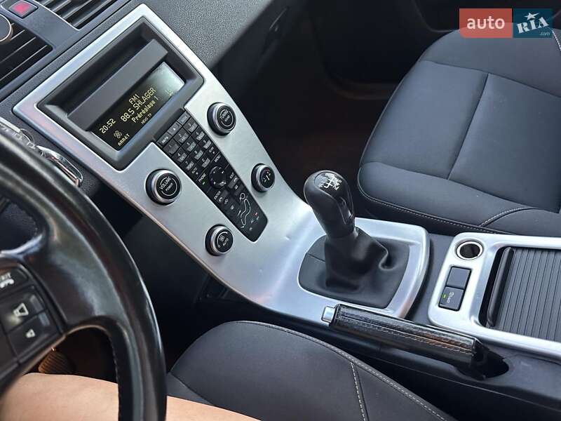 Универсал Volvo V50 2011 в Костополе фото 39 Универсал Volvo V50 2011 в Костополе