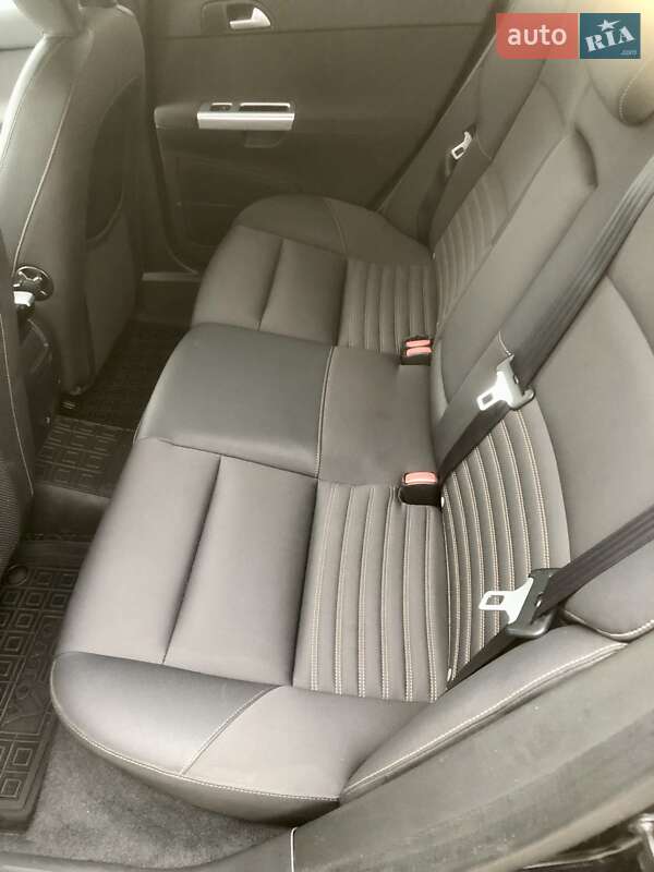 Универсал Volvo V50 2010 в Харькове