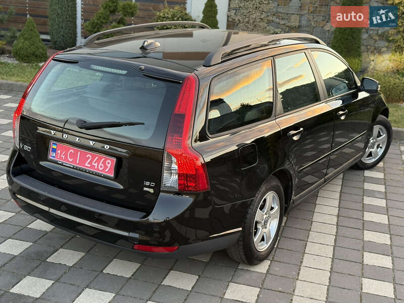 Универсал Volvo V50 2009 в Стрые фото 83 Универсал Volvo V50 2009 в Стрые
