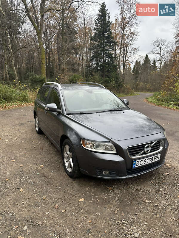 Volvo V50 2011 Volvo V50 2011
