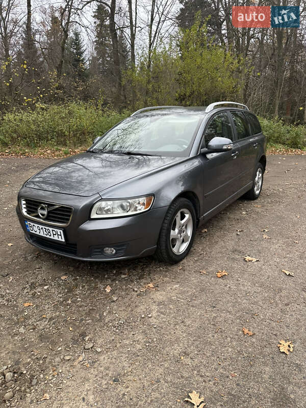 Универсал Volvo V50 2011 в Львове фото 12 Универсал Volvo V50 2011 в Львове