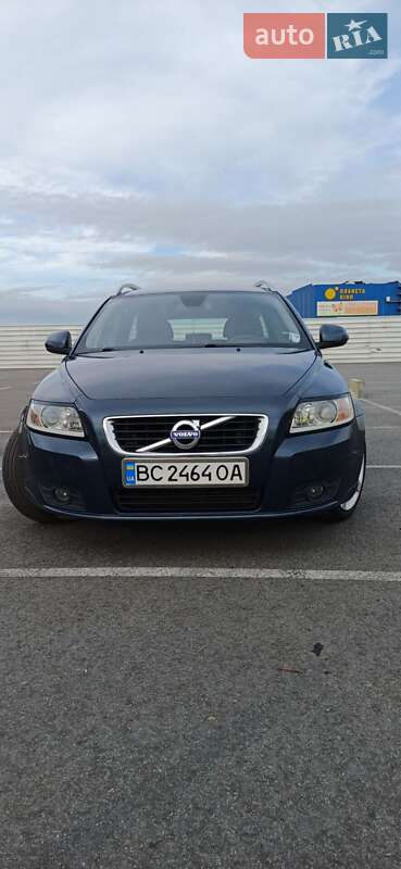 Універсал Volvo V50 2010 в Львові