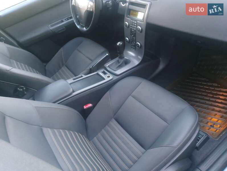 Универсал Volvo V50 2008 в Тернополе