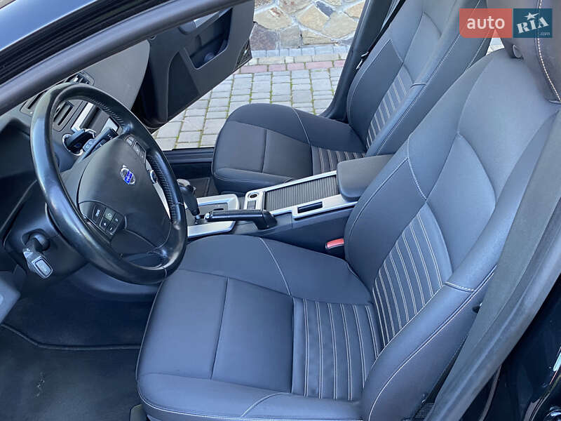 Универсал Volvo V50 2010 в Луцке фото 33 Универсал Volvo V50 2010 в Луцке