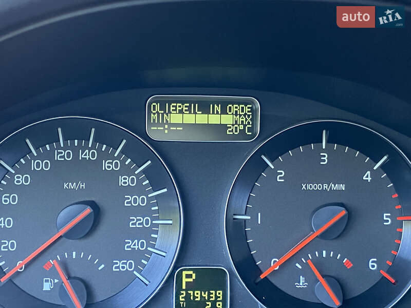 Универсал Volvo V50 2010 в Луцке фото 50 Универсал Volvo V50 2010 в Луцке