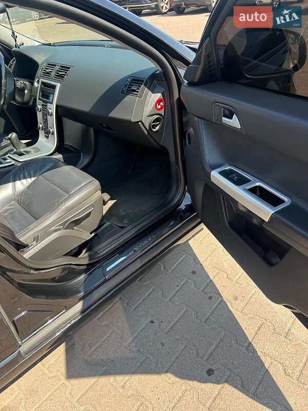 Универсал Volvo V50 2010 в Житомире
