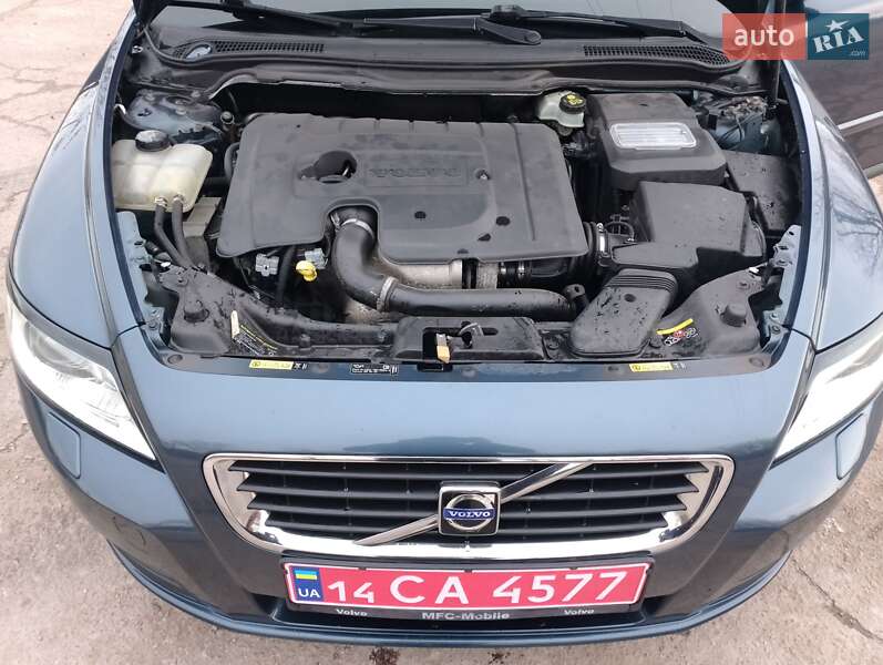 Универсал Volvo V50 2008 в Тернополе