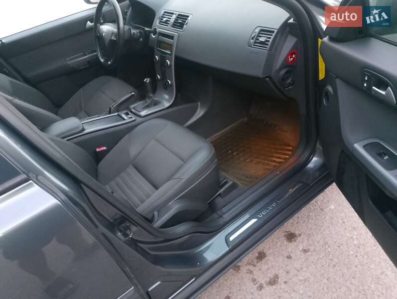 Универсал Volvo V50 2008 в Тернополе