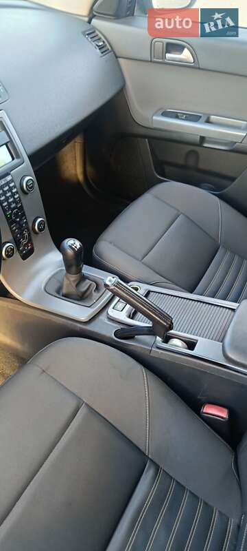 Универсал Volvo V50 2011 в Киеве фото 8 Универсал Volvo V50 2011 в Киеве