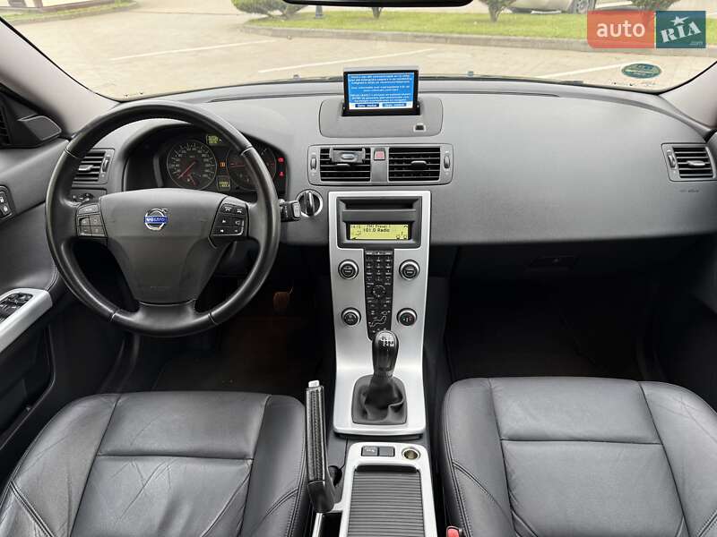 Универсал Volvo V50 2011 в Стрые фото 61 Универсал Volvo V50 2011 в Стрые
