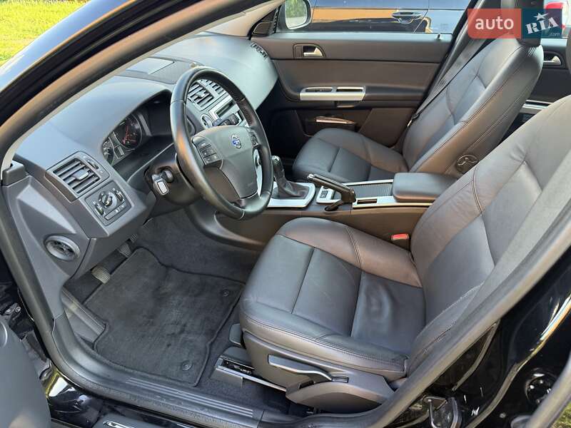 Универсал Volvo V50 2011 в Стрые фото 73 Универсал Volvo V50 2011 в Стрые