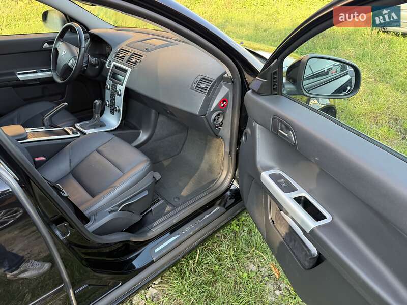 Универсал Volvo V50 2011 в Стрые фото 88 Универсал Volvo V50 2011 в Стрые