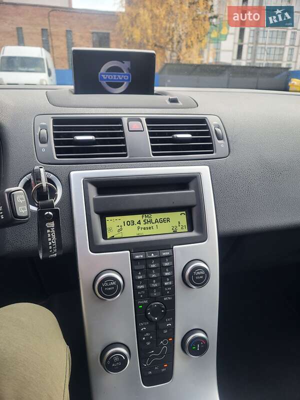 Универсал Volvo V50 2010 в Луцке