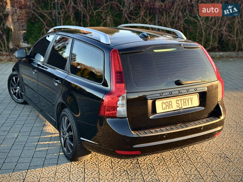 Універсал Volvo V50 2012 в Стрию