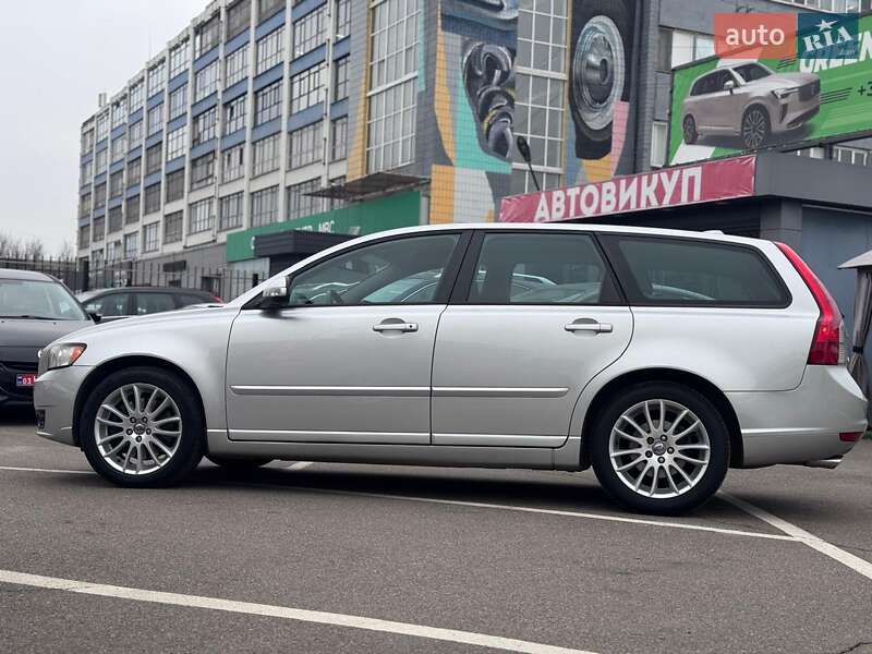 Універсал Volvo V50 2011 в Києві