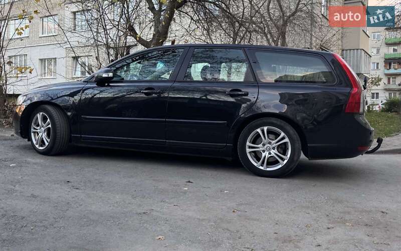 Универсал Volvo V50 2011 в Николаеве