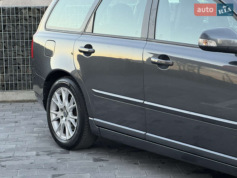 Універсал Volvo V50 2011 в Стрию