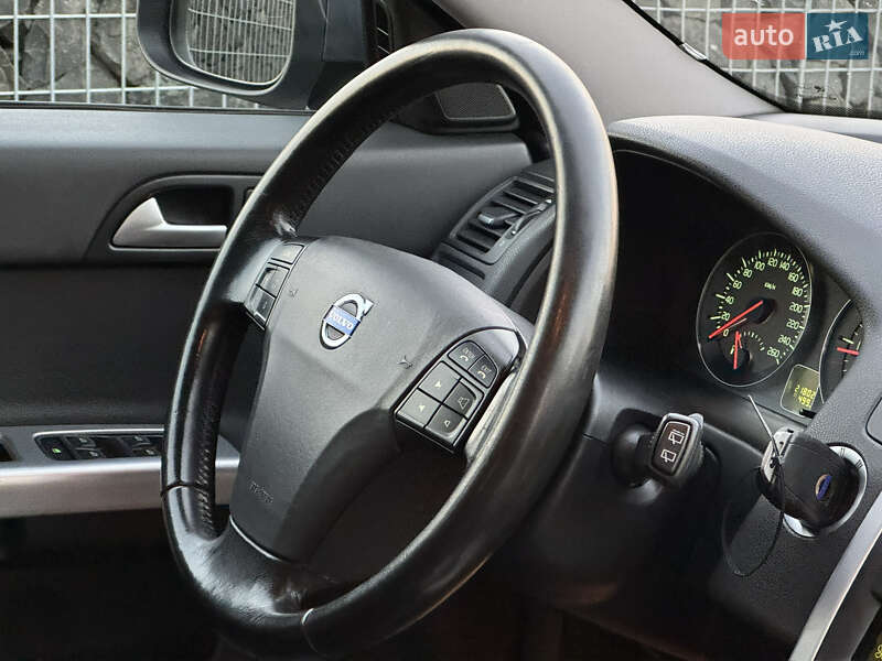 Універсал Volvo V50 2011 в Стрию