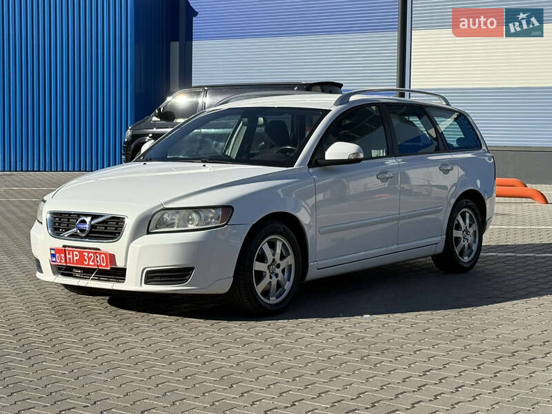Універсал Volvo V50 2012 в Рівному
